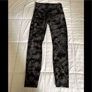 Lululemon Tie Dye Leggings!
